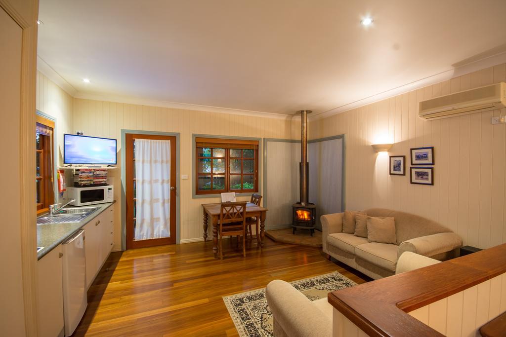 Allumbah Pocket Cottages Yungaburra Exterior foto