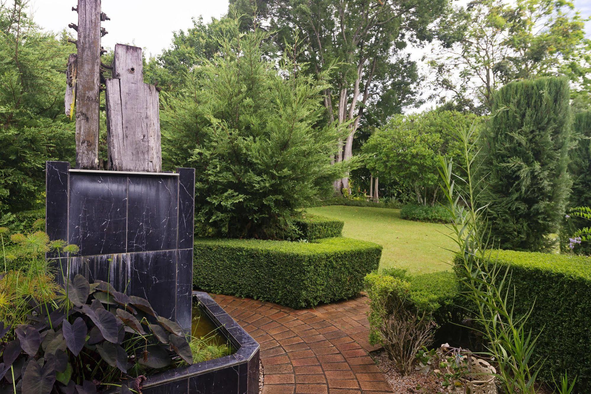 Allumbah Pocket Cottages Yungaburra Exterior foto